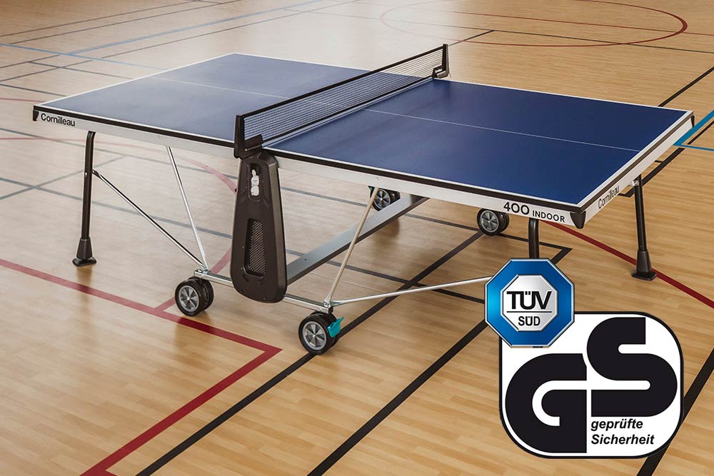 vue de la table de ping pong Cornilleau 500 indoor repliée